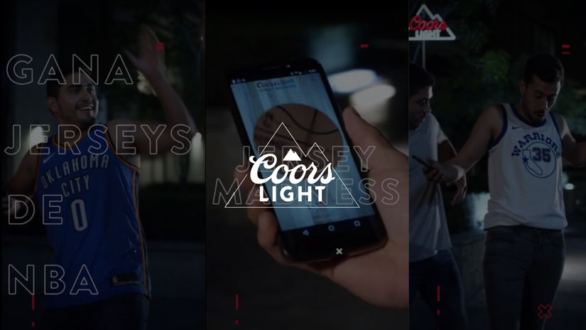COORS LIGHT - AMIGOS CAMINANDO